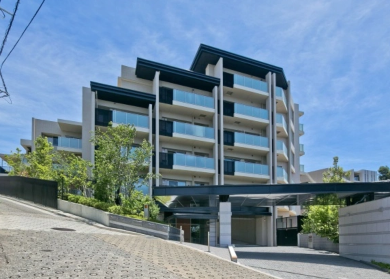 ファイル:インプレスト大倉山 外観.png