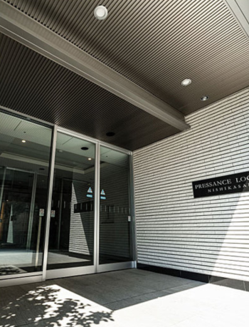 プレサンス ロジェ 西葛西　エントランス