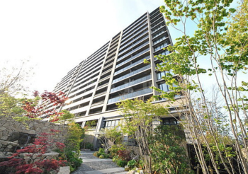 ファインシティ千里津雲台　外観