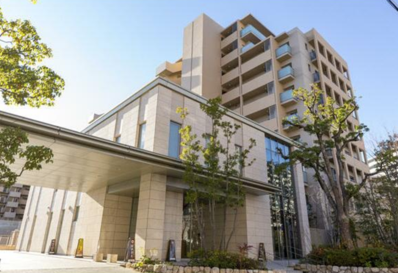 ファイル:パークホームズ千里中央 外観1.png