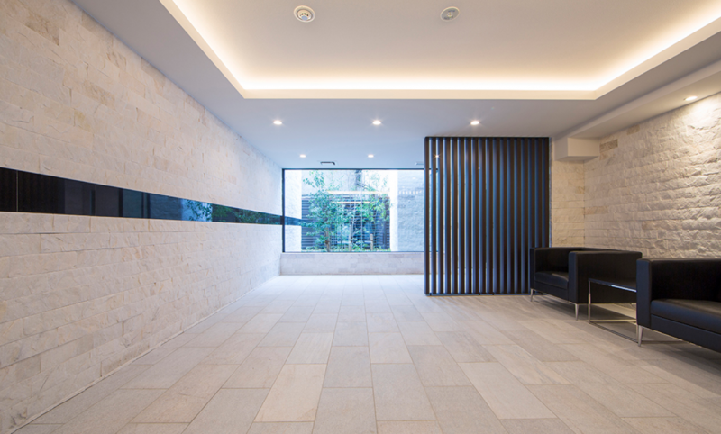 ファイル:プレシス北沢公園 エントランスホール.png