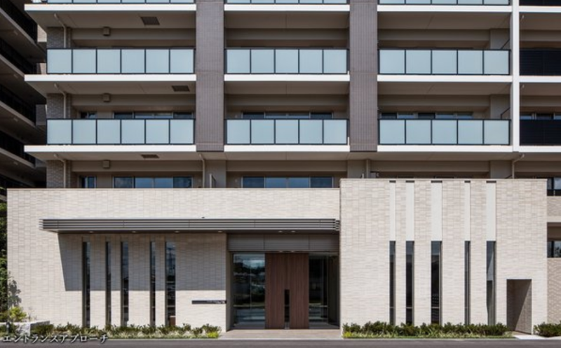 ファイル:シャリエ柏たなかステーションヴィラ エントランスアプローチ.png