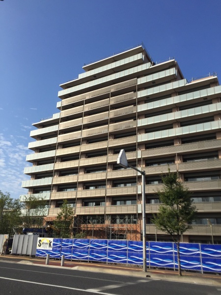 ファイル:パークホームズ稲毛小仲台現地写真（2014-10-25 ）.jpg