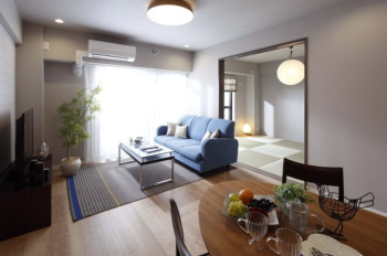 ラ・アトレ所沢航空公園　リビング・ダイニング（モデルルーム）2