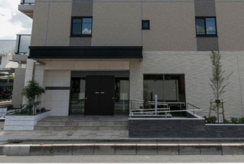 サンクレイドル西川口II　エントランスアプローチ