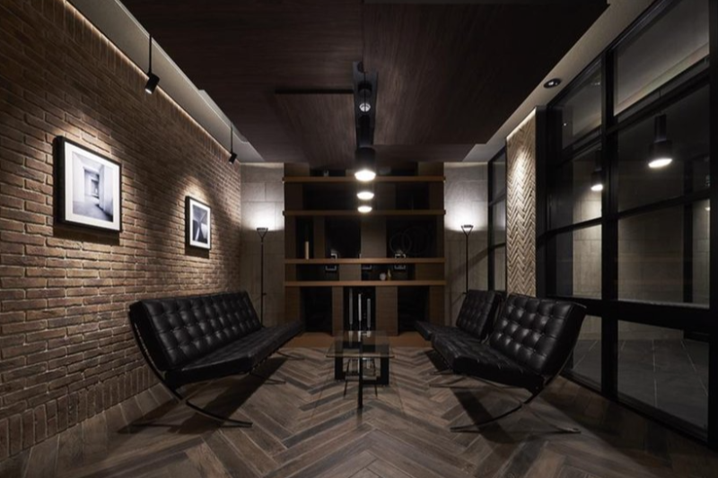 ファイル:パークアソシア ザ・ライフ ラウンジ2.png