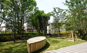 ファインシティ千里津雲台　花見桟橋