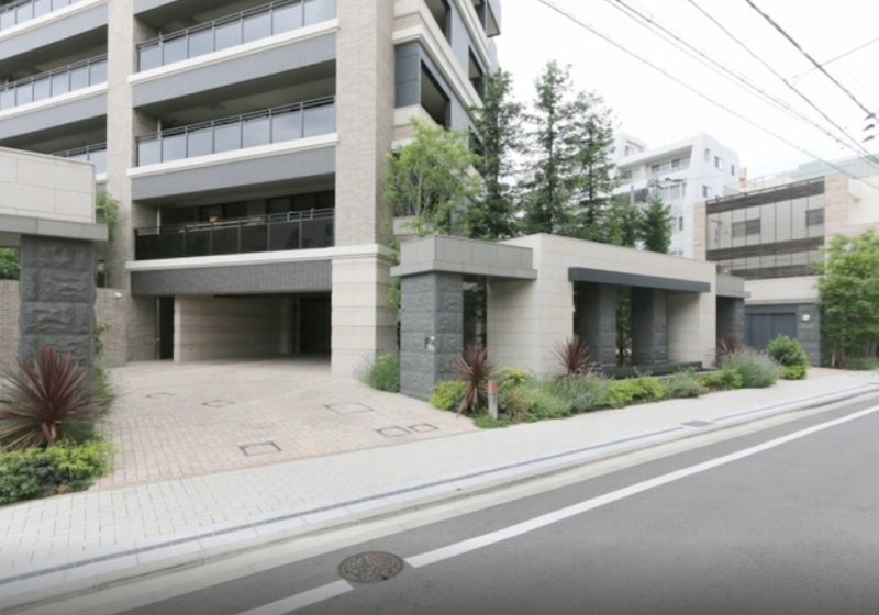 ファイル:パークホームズ大濠二丁目 エントランスアプローチ.png