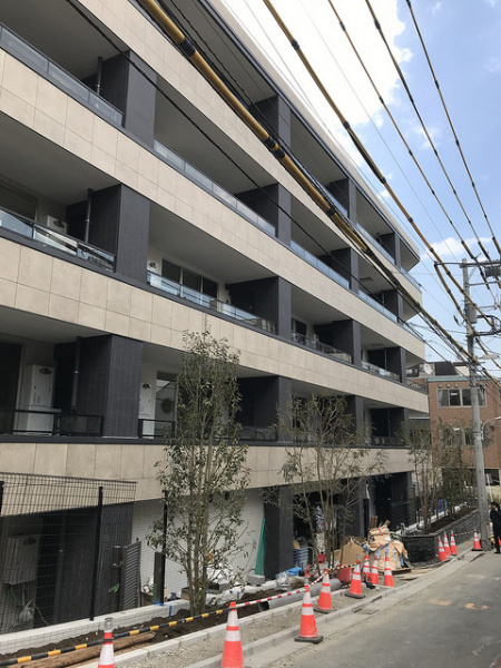 ファイル:アールブラン馬込 南側.jpg