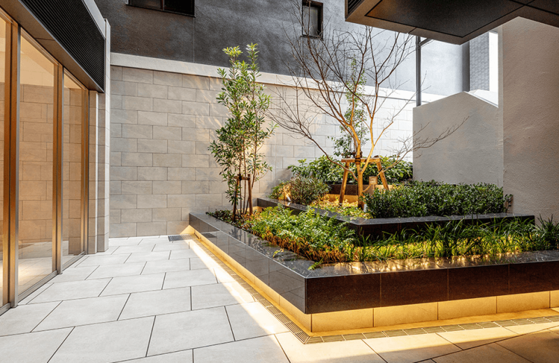 ファイル:プレイズ桑名中央町 中庭.png